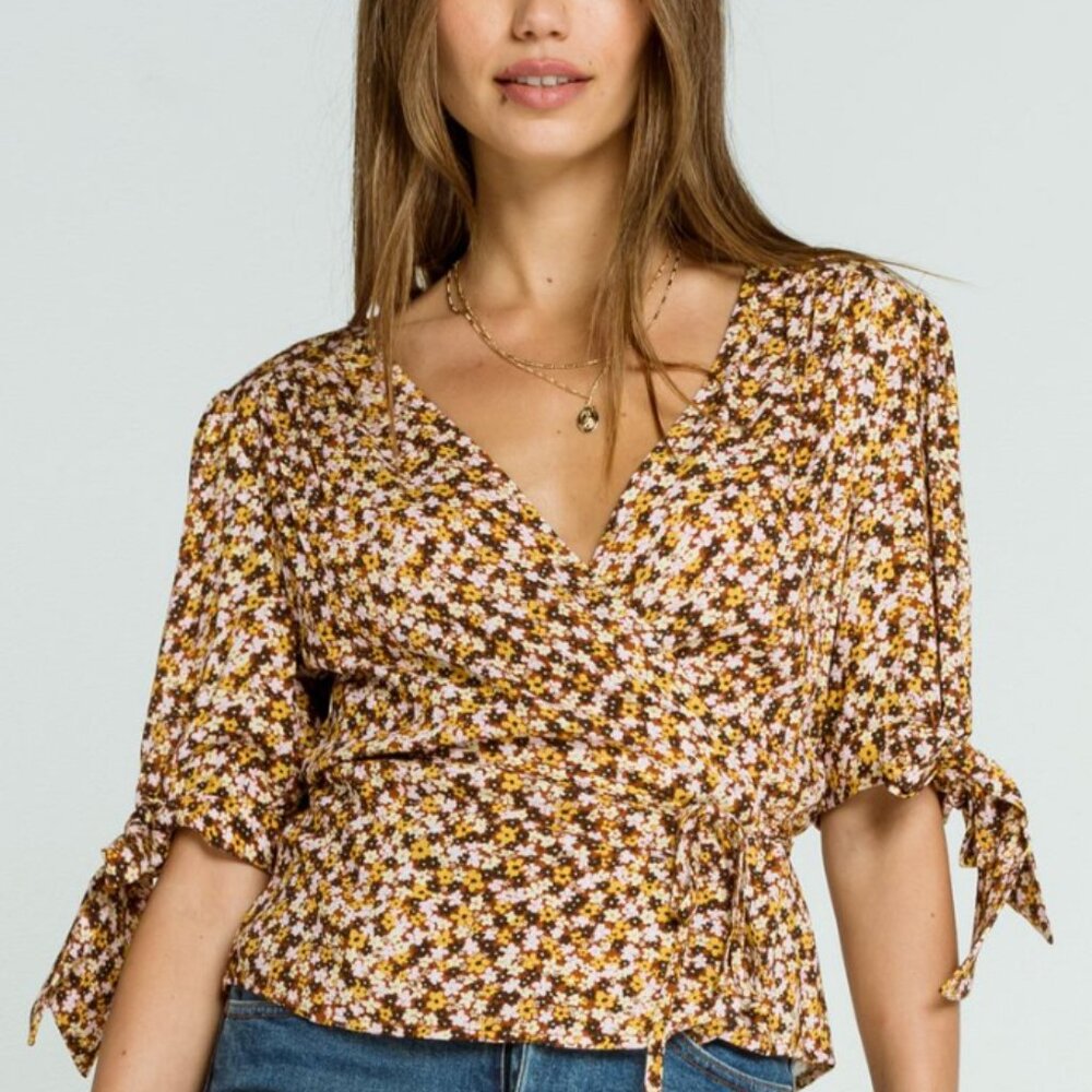 Charlie Holiday Ditsy Floral Rayon Wrap Top Blouse Size 4